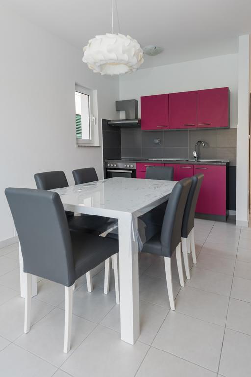 Apartment Dragan Grubišić *
